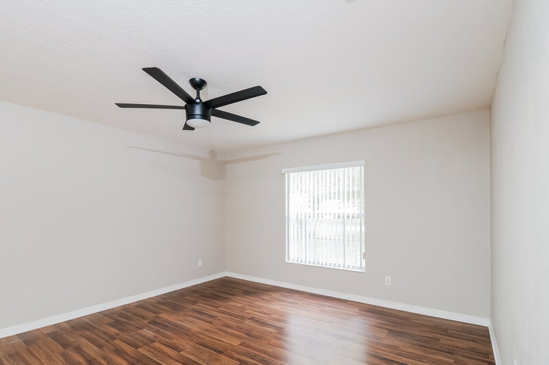 1,735/Mo, 34339 Shadewood Cir Leesburg, FL 34788 Main Bedroom View