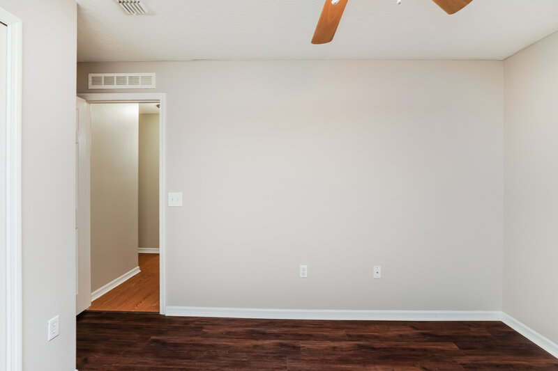 3,130/Mo, 1810 Torrington Dr Mascotte, FL 34753 Main Bedroom View 2