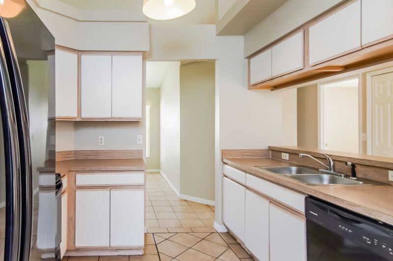2,235/Mo, 10733 Siena Dr Clermont, FL 34711 Kitchen View