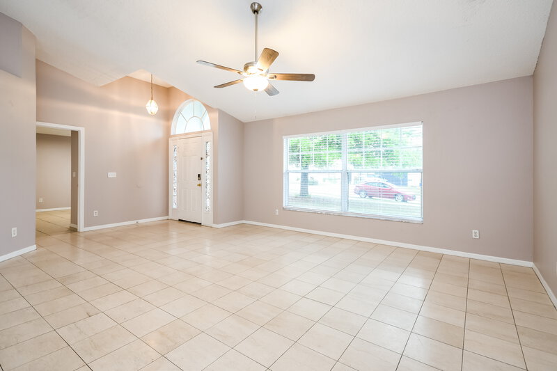 2,045/Mo, 1210 Demoiselle St Groveland, FL 34736 Living Room View