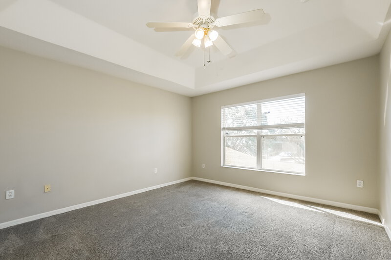 1,995/Mo, 1480 Muir Cir Clermont, FL 34711 Main Bedroom View