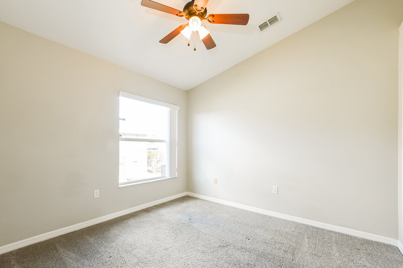 1,995/Mo, 1480 Muir Cir Clermont, FL 34711 Bedroom View 2