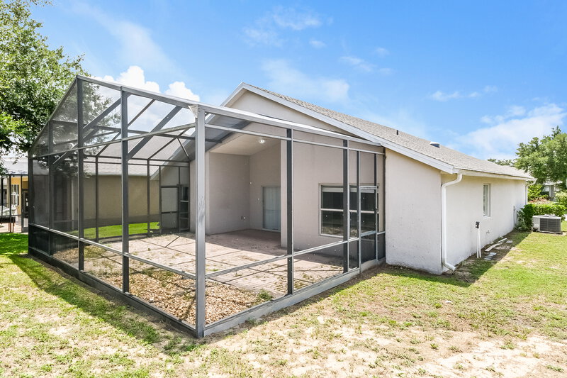 1,780/Mo, 202 Towerview Dr E Haines City, FL 33844 Rear View