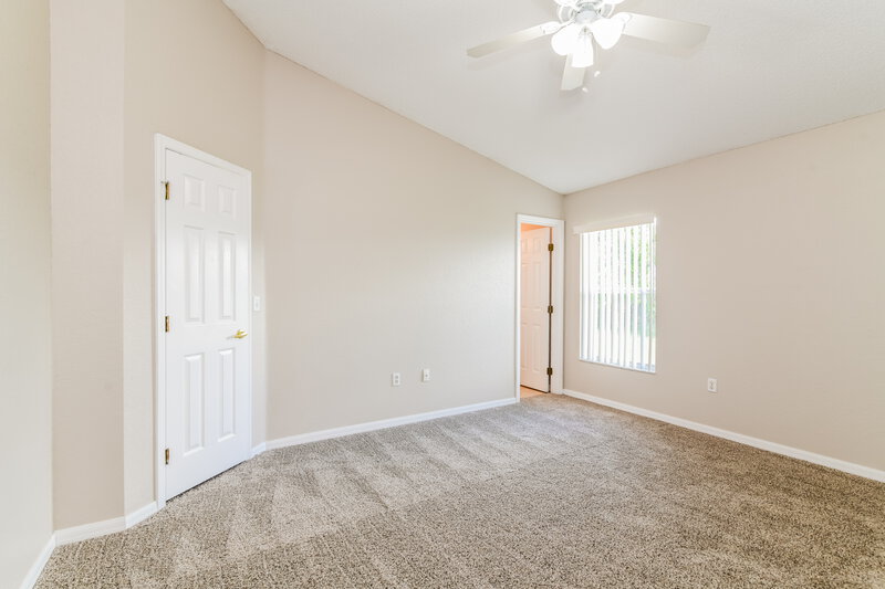 1,850/Mo, 338 Arlington Cir Haines City, FL 33844 Main Bedroom View