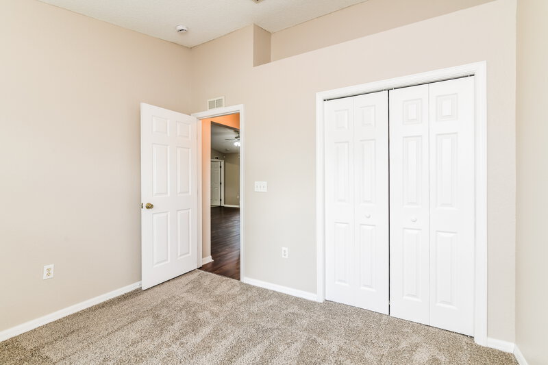 1,850/Mo, 338 Arlington Cir Haines City, FL 33844 Bedroom View 3