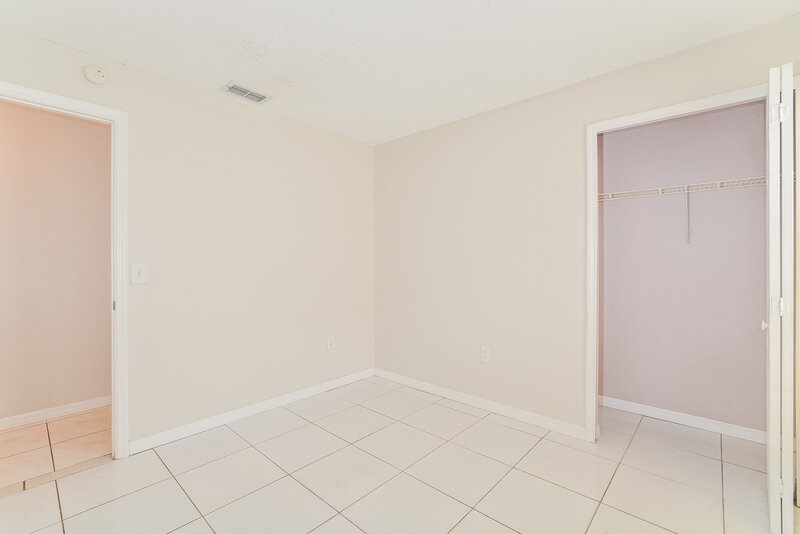 2,295/Mo, 8684 Foley Dr Orlando, FL 32825 Bedroom View