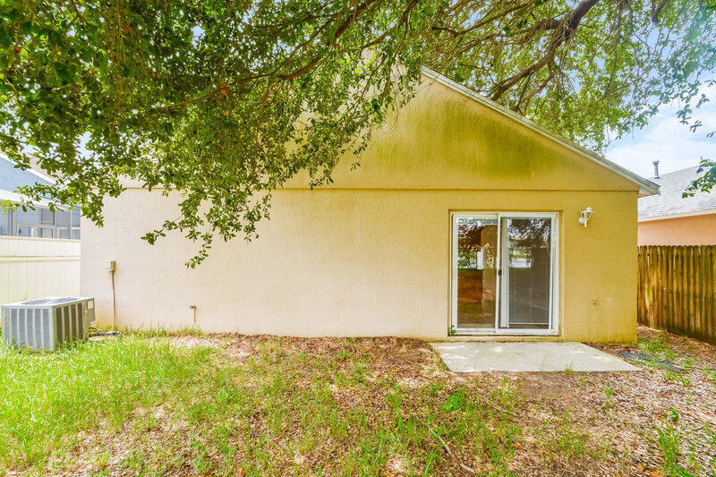 2,295/Mo, 8684 Foley Dr Orlando, FL 32825 Rear View