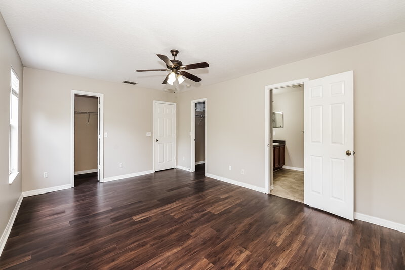 5,180/Mo, 321 Willowbay Ridge St Sanford, FL 32771 Main Bedroom View 2