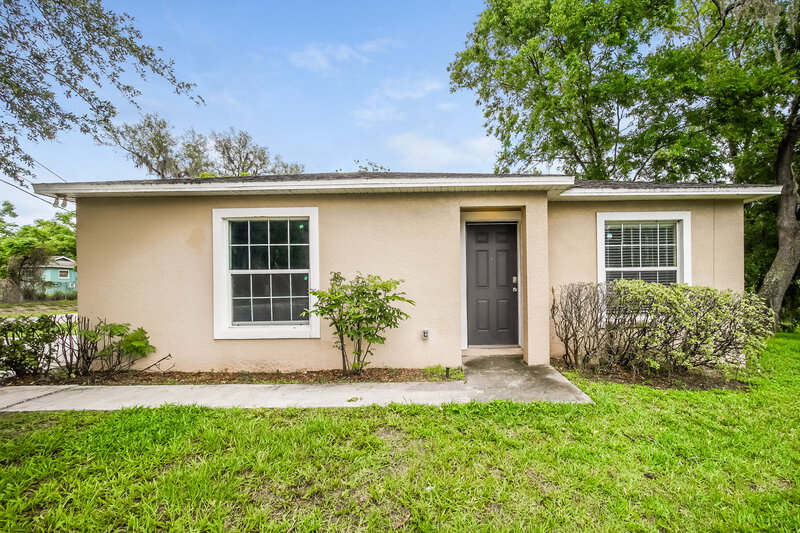 2,170/Mo, 2148 Section Dr Apopka, FL 32703 External View