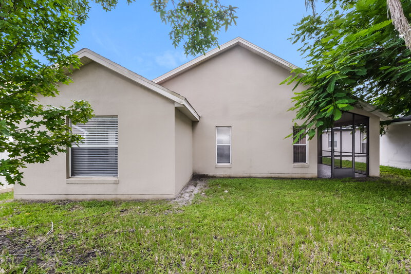 2,385/Mo, 891 McInnis Ct Kissimmee, FL 34744 Rear View