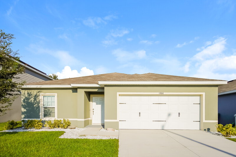 2,115/Mo, 1366 Haines Dr Winter Haven, FL 33881 Front View