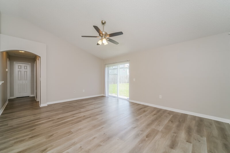 1,955/Mo, 5537 Willow Bend Trl Kissimmee, FL 34758 Living Room View