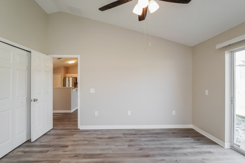 1,960/Mo, 5537 Willow Bend Trl Kissimmee, FL 34758 Main Bedroom View 2