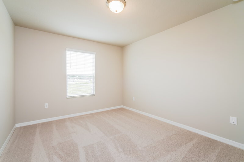 2,025/Mo, 1022 Oak Valley Drive Auburndale, FL 33823 Bedroom View 2
