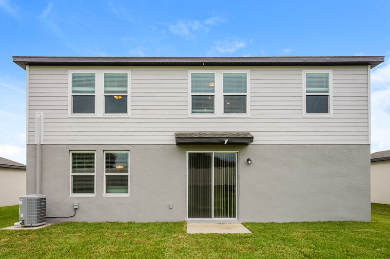 2,025/Mo, 1022 Oak Valley Drive Auburndale, FL 33823 Rear View
