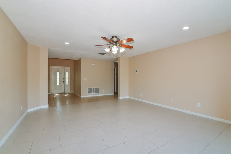 2,770/Mo, 1239 Juniper Hammock St Winter Garden, FL 34787 Living Room View 2