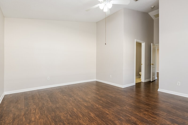 2,150/Mo, 3048 Merlot Way Clermont, FL 34714 Main Bedroom View 2