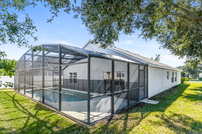 2,150/Mo, 3048 Merlot Way Clermont, FL 34714 Rear View