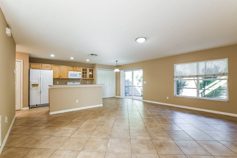 2,210/Mo, 2010 Stone Abbey Blvd Orlando, FL 32828 Living Room View