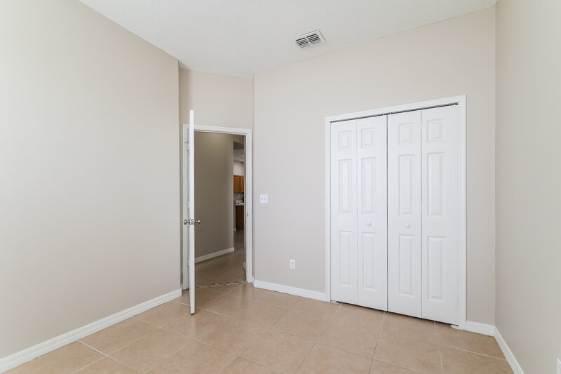 2,075/Mo, 549 Symphony Pl Davenport, FL 33896 Bedroom View