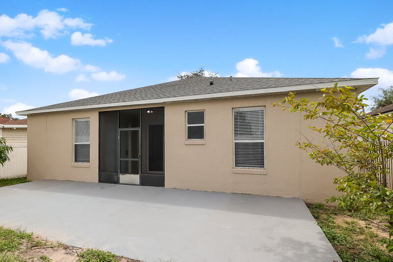 2,075/Mo, 549 Symphony Pl Davenport, FL 33896 Rear View