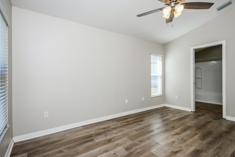 2,140/Mo, 652 Sitka Ct Apopka, FL 32703 Main Bedroom View 2