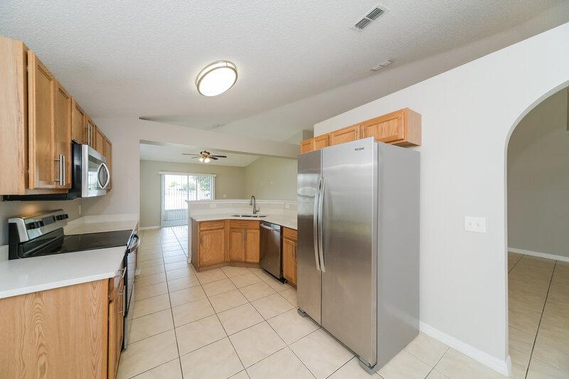 2,290/Mo, 2338 Andrews Valley Dr Kissimmee, FL 34758 Kitchen View 2
