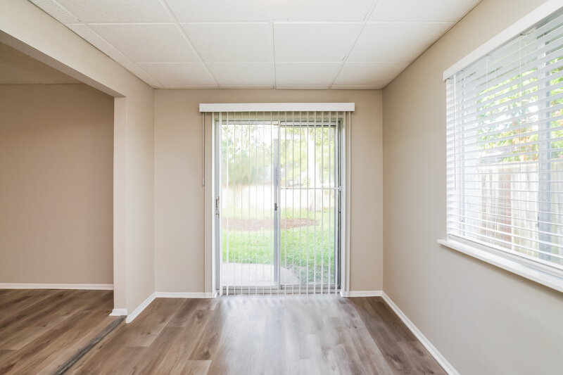 2,375/Mo, 1304 Sterling Oaks Dr Casselberry, FL 32707 Misc View 3