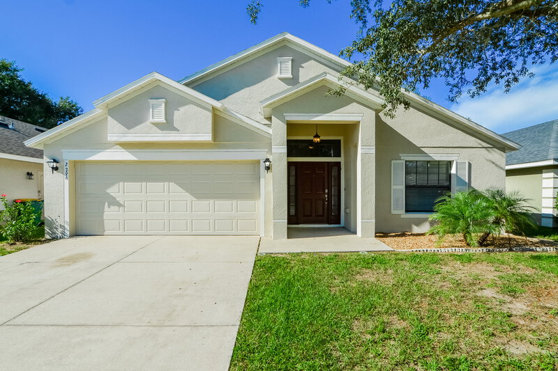 2,490/Mo, 2296 Bracknell Forest Trl Tavares, FL 32778 External View