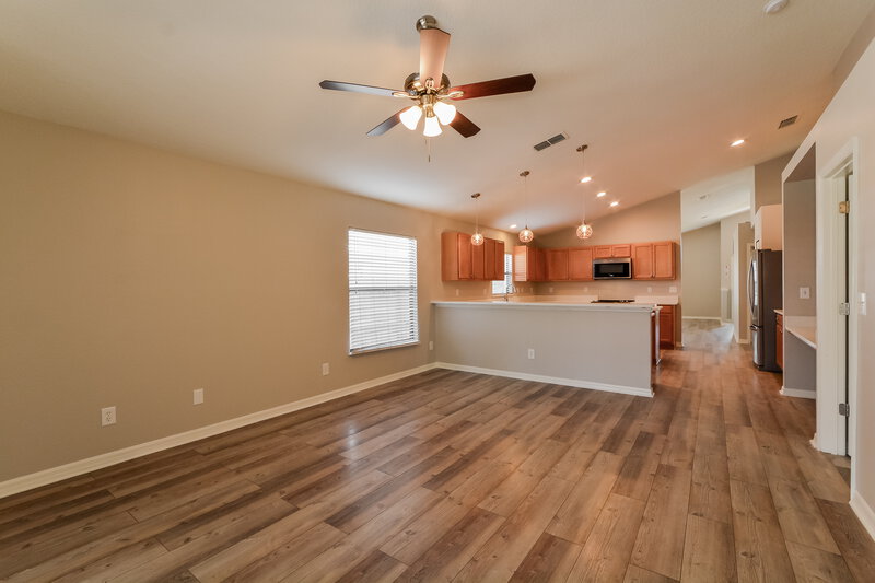 2,490/Mo, 2296 Bracknell Forest Trl Tavares, FL 32778 Misc View 3