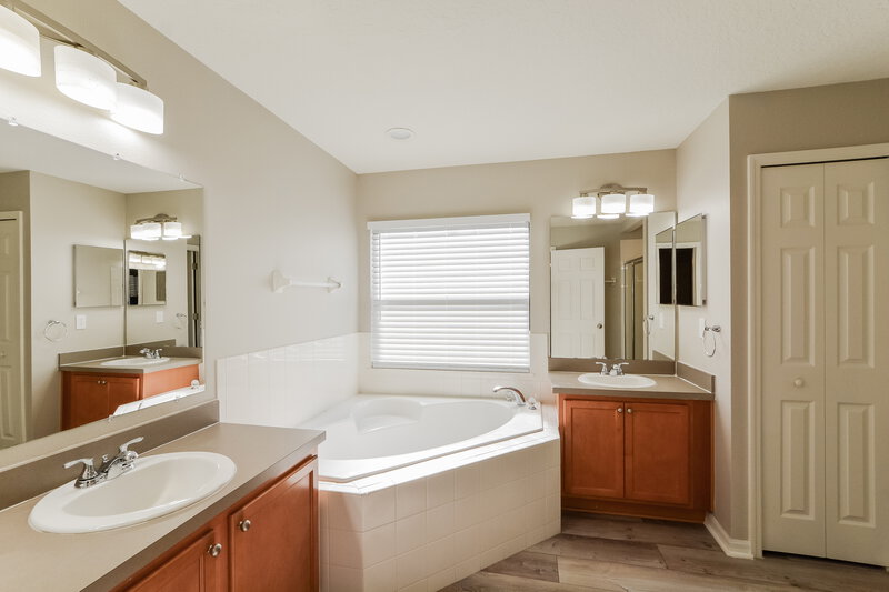 2,490/Mo, 2296 Bracknell Forest Trl Tavares, FL 32778 Misc View 11