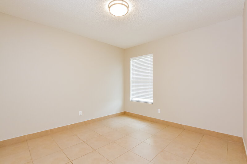 2,560/Mo, 14619 Eagles Crossing Dr Orlando, FL 32837 Bedroom View 3