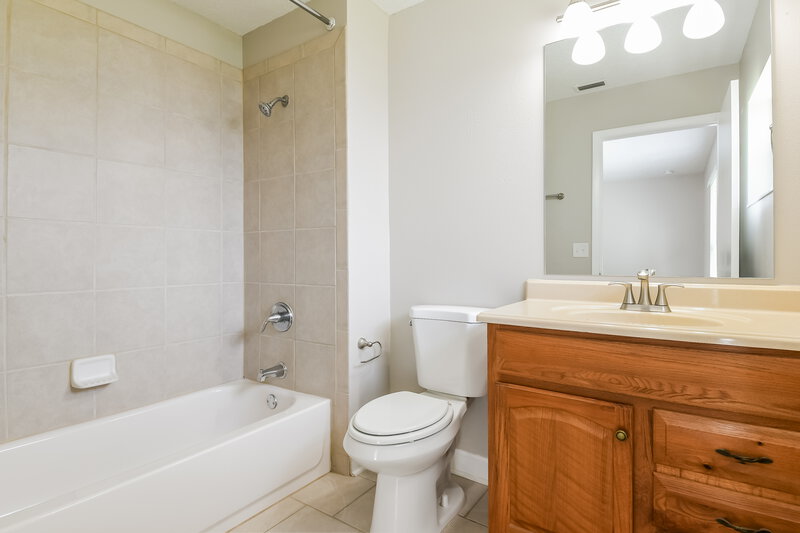 3,760/Mo, 10416 Calle de Flores Dr Clermont, FL 34711 Bathroom View