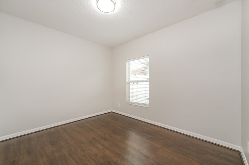 1,980/Mo, 7211 Wakeview Dr Davenport, FL 33896 Bedroom View 2