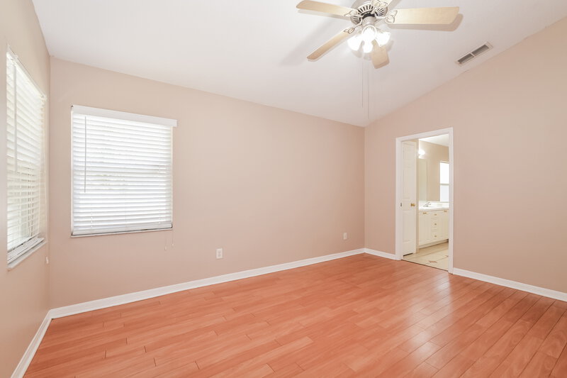 2,175/Mo, 10500 Mira Lago Ln Clermont, FL 34711 Main Bedroom View 2