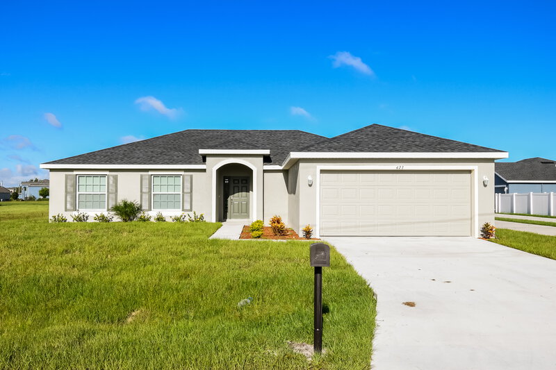 2,080/Mo, 423 Britten Dr Kissimmee, FL 34758 Front View