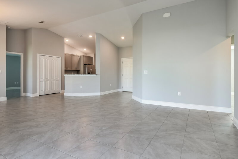 2,080/Mo, 423 Britten Dr Kissimmee, FL 34758 Living Room View 2