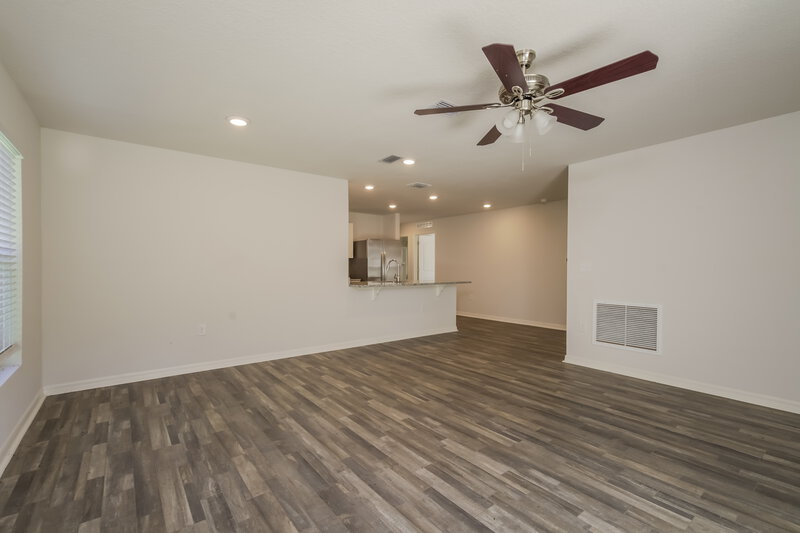 1,885/Mo, 426 Mallard Ln Poinciana, FL 34759 Living Room View 2