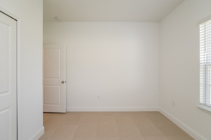 1,775/Mo, 634 Robin Ln Poinciana, FL 34759 Bedroom View 4