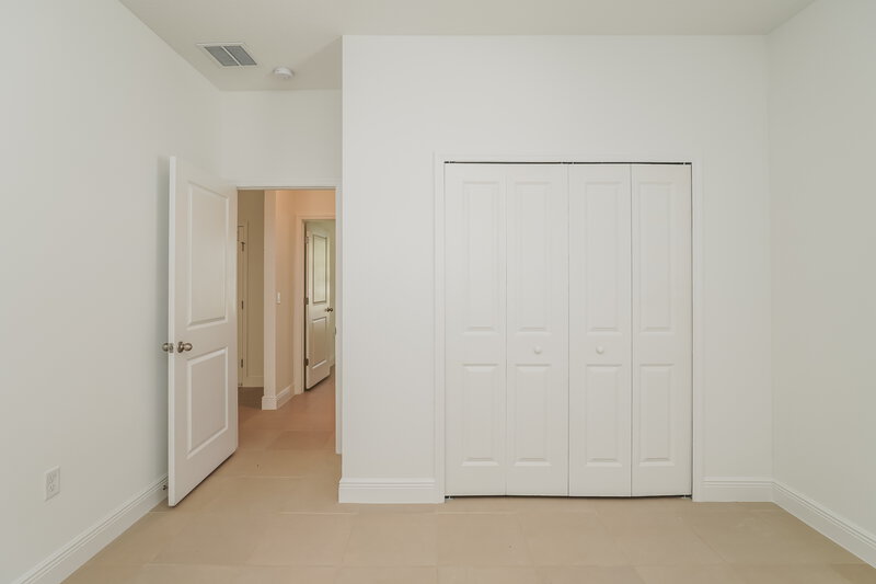 1,775/Mo, 634 Robin Ln Poinciana, FL 34759 Bedroom View 5