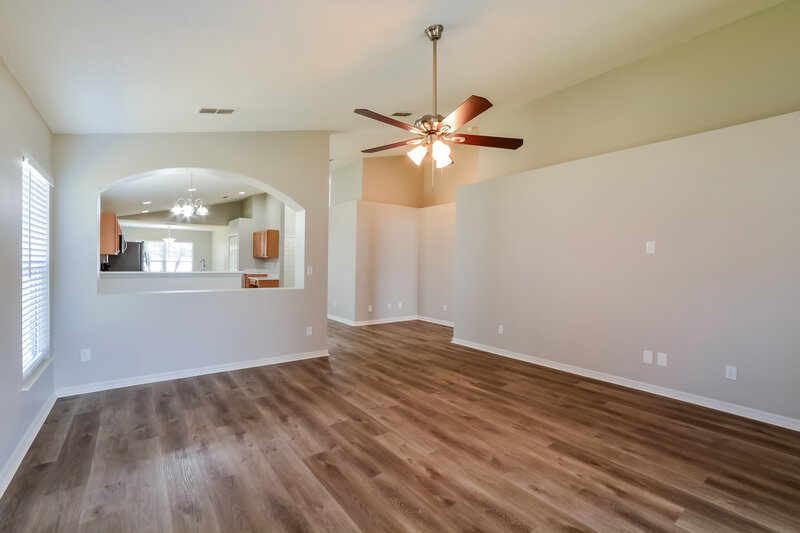 3,040/Mo, 3991 Hillingdon Rd Tavares, FL 32778 Living Room View