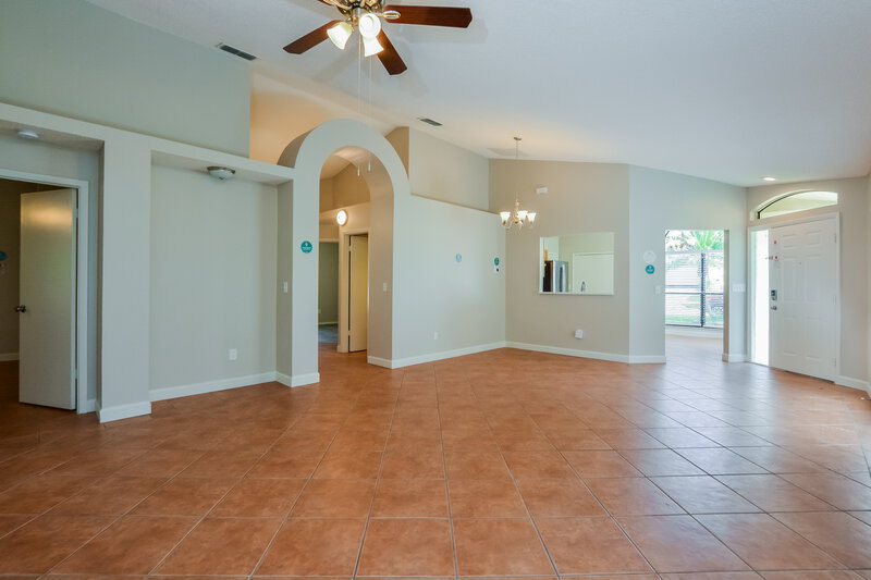 2,120/Mo, 1022 Henson Ct Oviedo, FL 32765 Living Room View