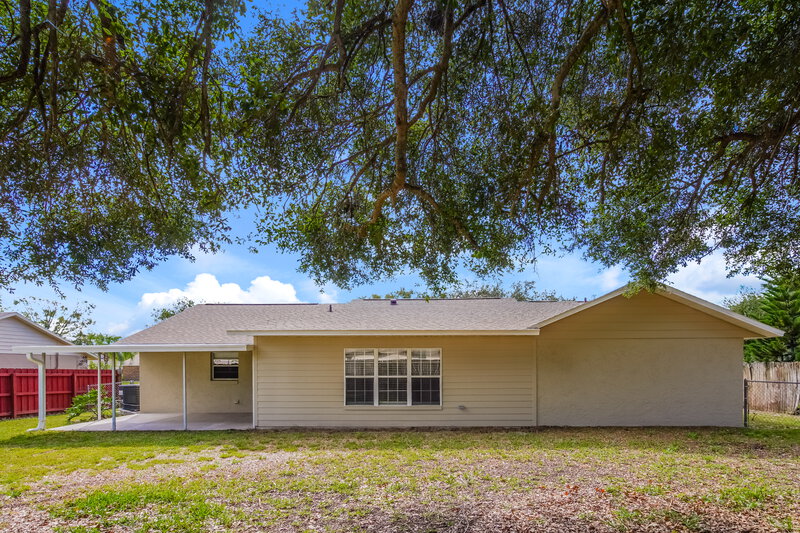 2,455/Mo, 403 Blueberry Dr Eustis, FL 32726 Rear View