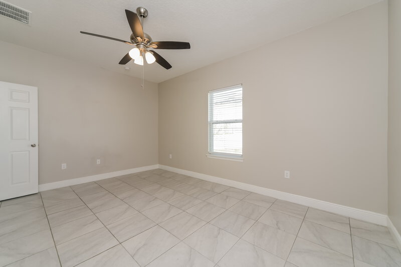 1,650/Mo, 1424 Kissimmee Ct Poinciana, FL 34759 Main Bedroom View