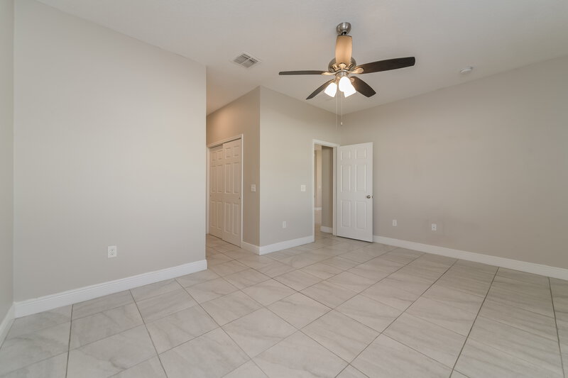 1,650/Mo, 1424 Kissimmee Ct Poinciana, FL 34759 Main Bedroom View 2