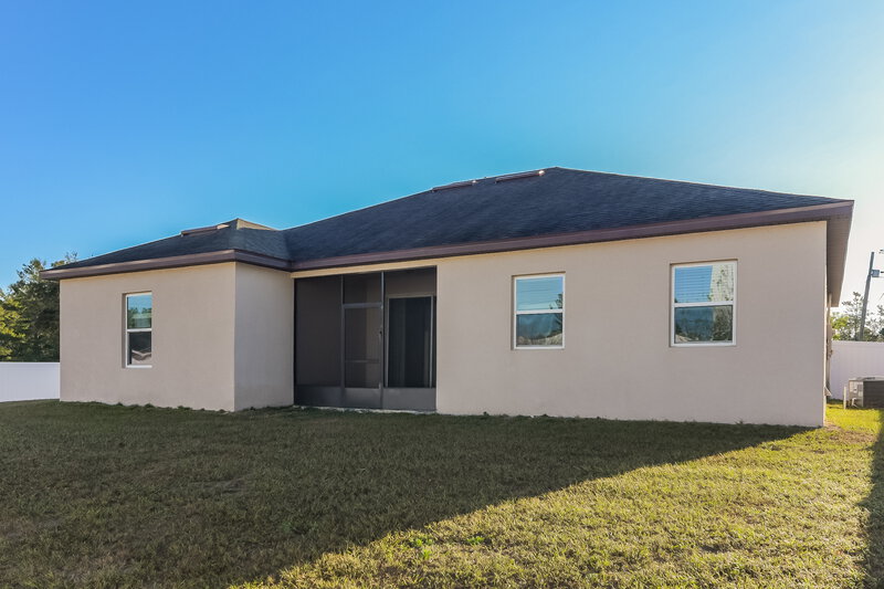 1,650/Mo, 1424 Kissimmee Ct Poinciana, FL 34759 Rear View