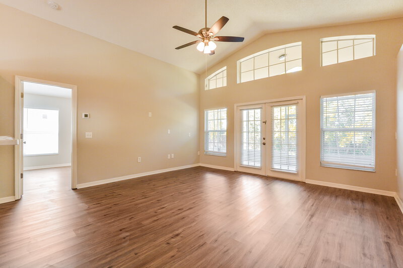 2,235/Mo, 2832 Afton Cir Orlando, FL 32825 Living Room View