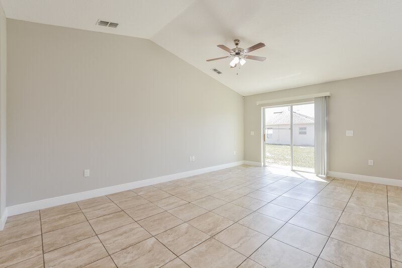 1,590/Mo, 42 Magnolia Blossom Ln Poinciana, FL 34759 Living Room View 2