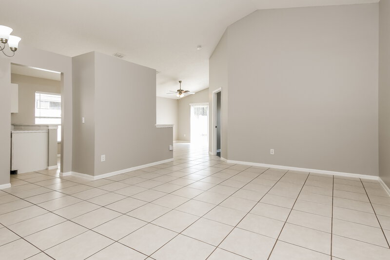 2,430/Mo, 11641 Kenley Cir Orlando, FL 32824 Living Room View