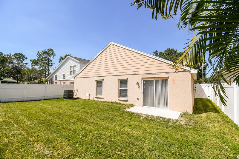 2,430/Mo, 11641 Kenley Cir Orlando, FL 32824 Rear View